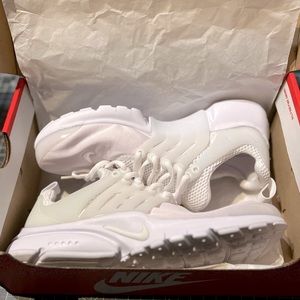 NIKE PRESTO(gs)•Youth size 7• Brand new WITH box